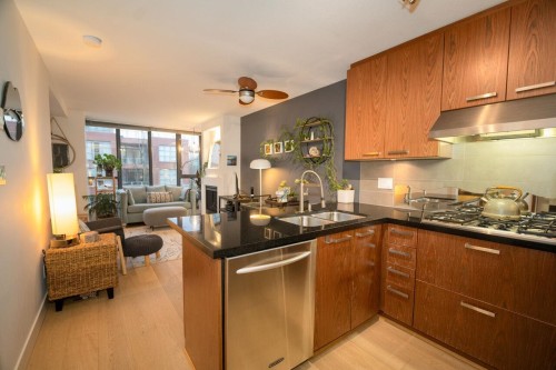 206-3228 Tupper Street, Vancouver, BC 