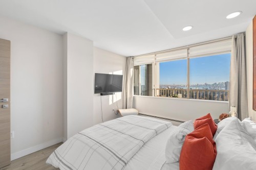 1601-2004 Fullerton Avenue, North Vancouver, BC 