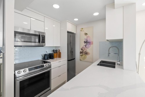 1601-2004 Fullerton Avenue, North Vancouver, BC 