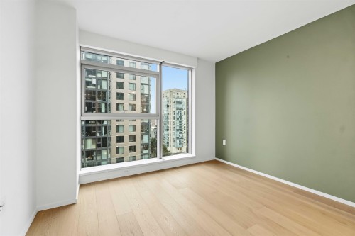 1002-889 Pacific Street, Vancouver, BC 