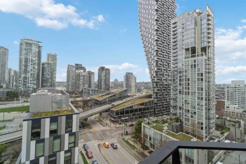 1002-889 Pacific Street, Vancouver, BC 