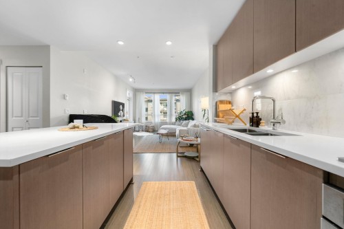 314-2663 Library Lane, North Vancouver, BC 