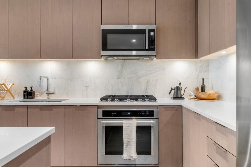 314-2663 Library Lane, North Vancouver, BC 