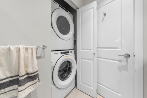 314-2663 Library Lane, North Vancouver, BC 