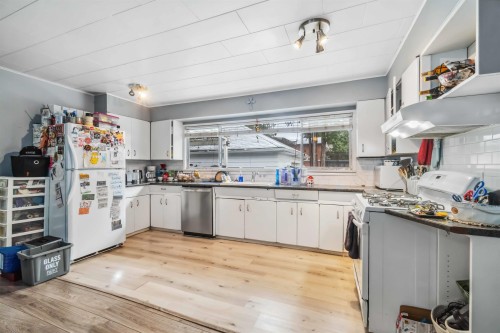 3684 Cedar Drive, Port Coquitlam, BC 