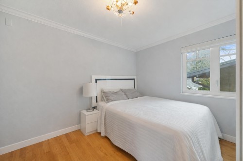 128 Hythe Avenue, Burnaby, BC 