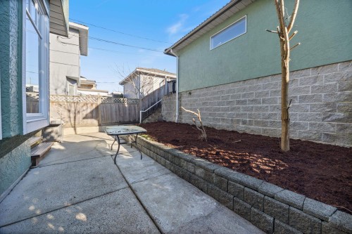 128 Hythe Avenue, Burnaby, BC 