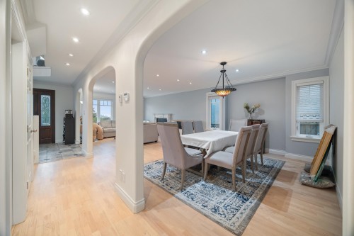 128 Hythe Avenue, Burnaby, BC 