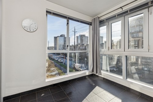 311-122 3Rd Street E, North Vancouver, BC 