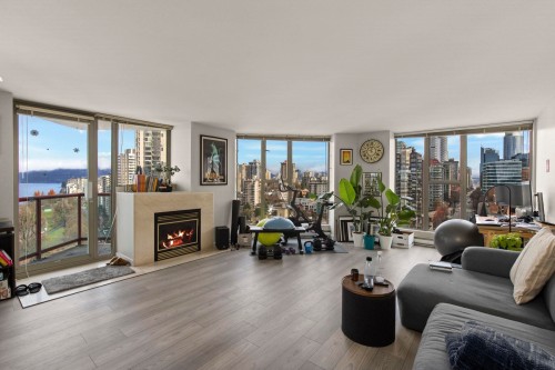 2005-1000 Beach Avenue, Vancouver, BC 