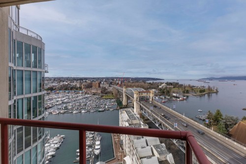 2005-1000 Beach Avenue, Vancouver, BC 