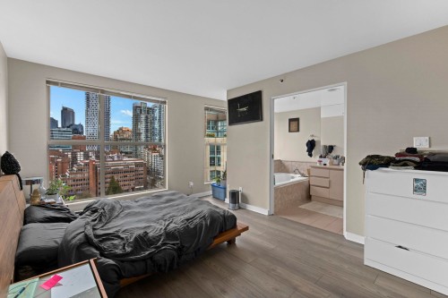 2005-1000 Beach Avenue, Vancouver, BC 