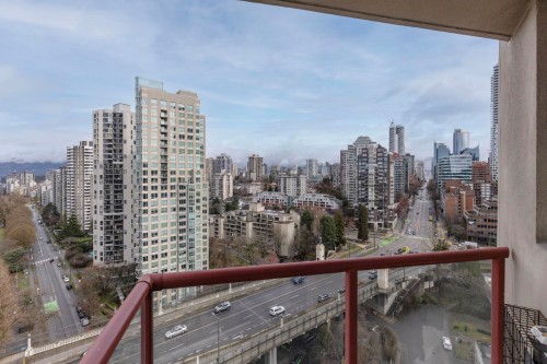 2005-1000 Beach Avenue, Vancouver, BC 