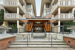 419-801 Klahanie Drive  Port Moody, BC V3H 5K4