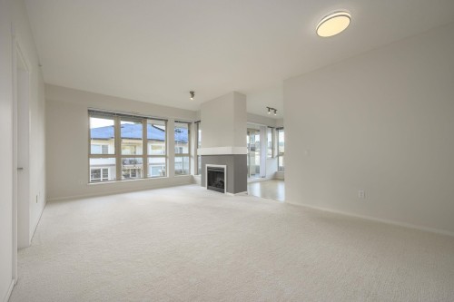 419-801 Klahanie Drive, Port Moody, BC 