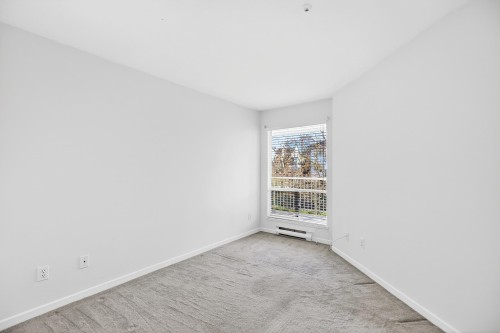 212-19122 122 Avenue, Pitt Meadows, BC 