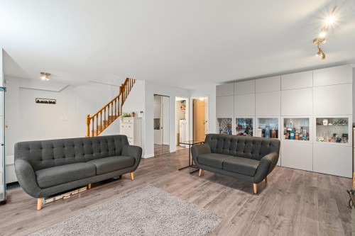 3529 Napier Street, Vancouver, BC 