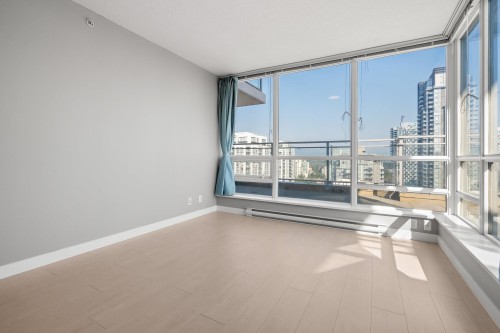 3104-2978 Glen Drive, Coquitlam, BC 