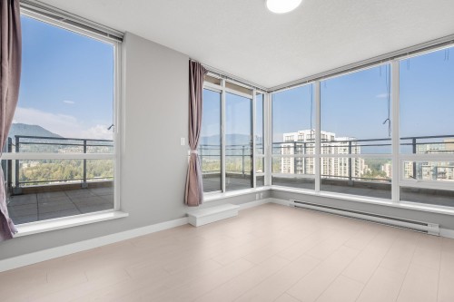 3104-2978 Glen Drive, Coquitlam, BC 