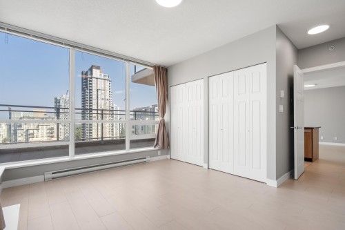 3104-2978 Glen Drive, Coquitlam, BC 