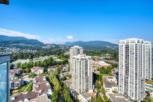 3104-2978 Glen Drive, Coquitlam, BC 