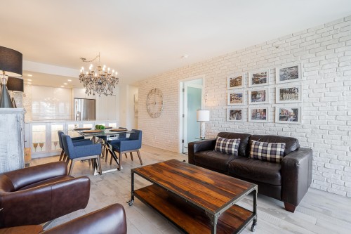 1806-235 Guildford Way, Port Moody, BC 