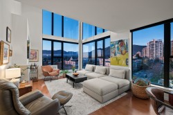 PH8-683 Victoria Park W North Vancouver, BC V7M 0A2