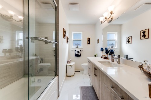 6593 Lochdale Street, Burnaby, BC 