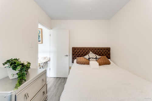 6593 Lochdale Street, Burnaby, BC 