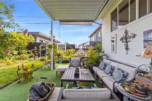 6593 Lochdale Street, Burnaby, BC 