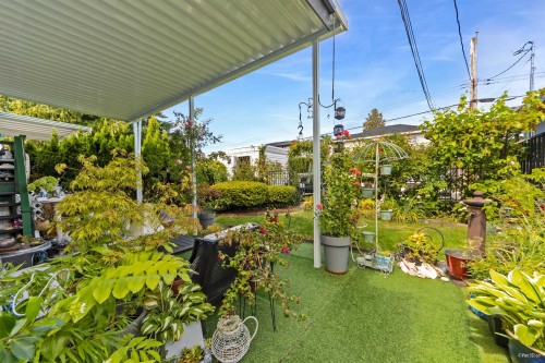 6593 Lochdale Street, Burnaby, BC 