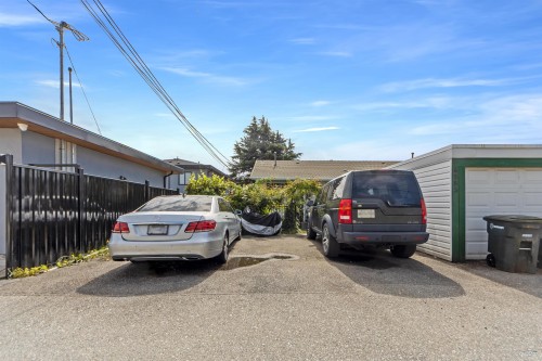 6593 Lochdale Street, Burnaby, BC 