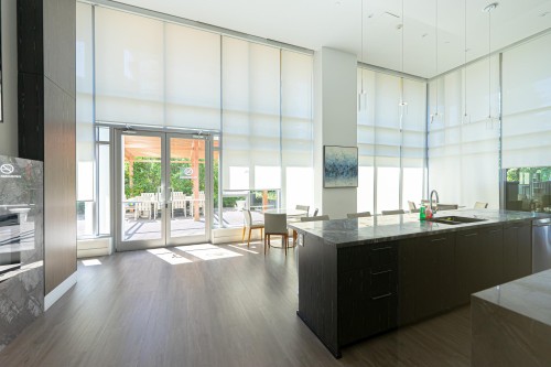 2105-520 Como Lake Avenue, Coquitlam, BC 