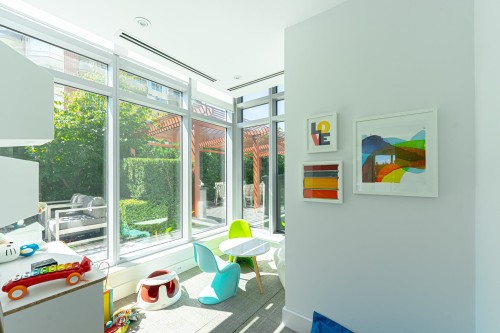 2105-520 Como Lake Avenue, Coquitlam, BC 