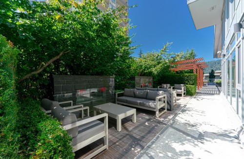 2105-520 Como Lake Avenue, Coquitlam, BC 