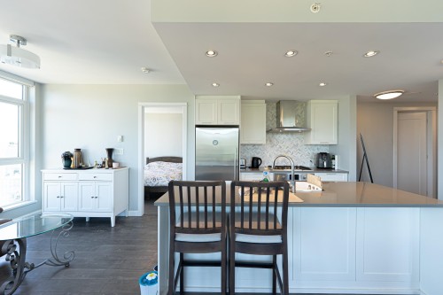 2105-520 Como Lake Avenue, Coquitlam, BC 