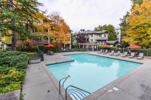 104-4883 Maclure Mews, Vancouver, BC 