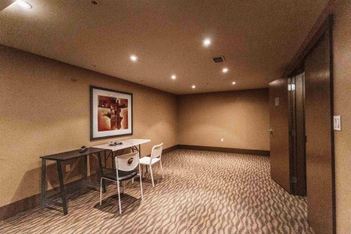 104-4883 Maclure Mews, Vancouver, BC 