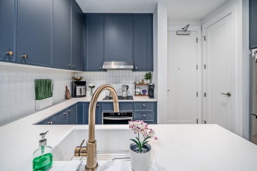 213-708 Edgar Avenue, Coquitlam, BC 