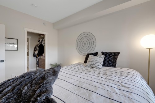 320-12109 223 Street, Maple Ridge, BC 