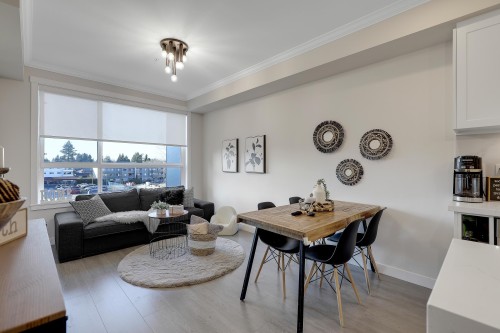 320-12109 223 Street, Maple Ridge, BC 