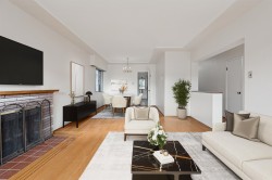 133 63rd Avenue W Vancouver, BC V5X 2H7