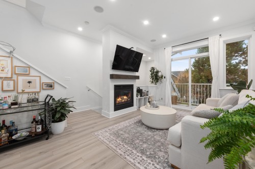 24-6300 London Road, Richmond, BC 