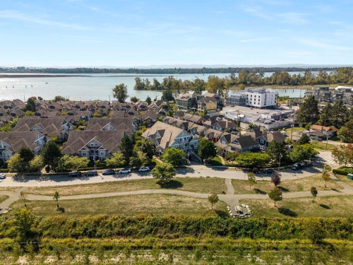 24-6300 London Road, Richmond, BC 