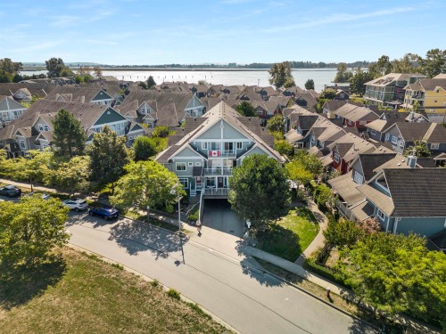 24-6300 London Road, Richmond, BC 