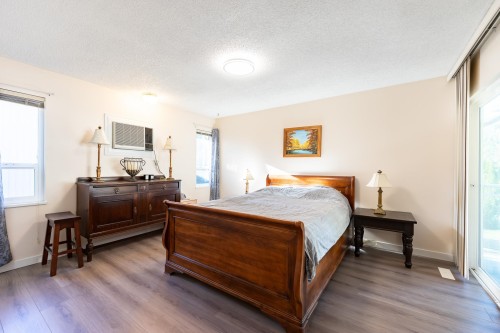 2075 Rufus Drive, North Vancouver, BC 