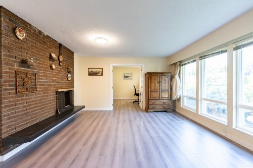 2075 Rufus Drive, North Vancouver, BC 