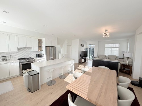 162-3565 Baycrest Avenue, Coquitlam, BC 