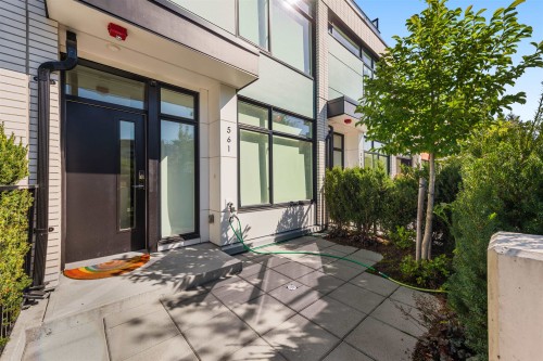 561 29Th Avenue W, Vancouver, BC 