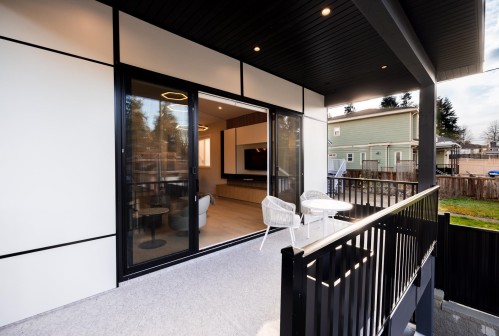 8055 18Th Avenue, Burnaby, BC 